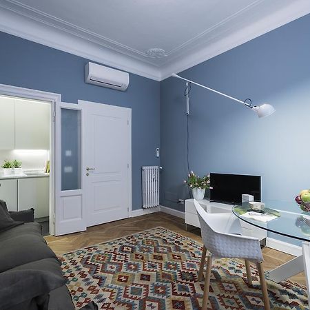Zebra Rosso Apartment Milan Room photo